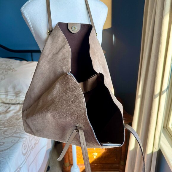 Ralph Lauren Lennox Tote in Greige Suede - Picture 9 of 16